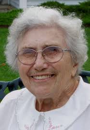 Elsie Marie Eisenbraun, 98, of Grace Village Retirement Community, Winona Lake, Ind., passed away on at 12:05 p.m. Thursday, Feb. 14, 2013, at Grace Village ... - Eisenbraun-Elsie-obit-photo