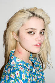 grande Sky Ferreira. Palabras. Es Esta Sky Ferreira? - full-sky-ferreira-2080060661