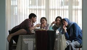 رکوردشکنی «زن و بچه» در اکران آنلاین؛ ۳۵ میلیارد در کمتر از یک ماه