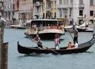 Vaporetto gondola