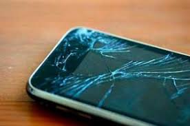 Resultado de imagen para imagenes de un telefono tactil con la pantalla rota en l suelo