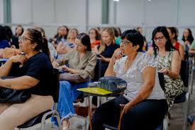 Rede Municipal de Educação convoca mais 50 cuidadores para ampliar apoio em sala de aula