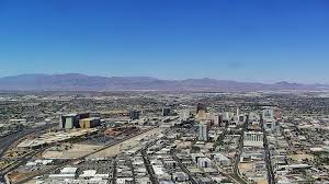 Video shows moment 3.8 magnitude earthquake rattles Las Vegas
