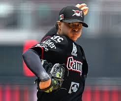 Martínez le roba el “show” a Bauer en triunfo bucanero
