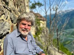 Wie ihn Verschwörungstheorien zum Unfalltod seines Bruders bis heute verfolgen