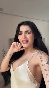 Karely Ruiz responde a comentarios de sus haters