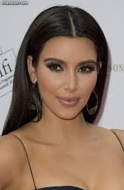 Photo : Kim Kardashian April Gall Zoom Baby - kim-kardashian-awards-297888235