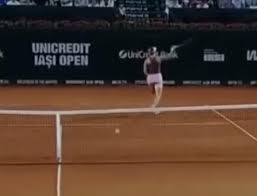 Paula Badosa nearly got disqualified in Iasi SF after launching racket into stands
