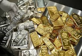 Gold rally faces new test as oil prices and interest rates rise