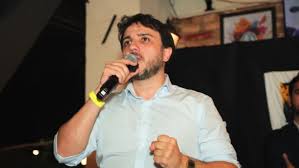 “O STF precisa voltar para a casinha”, diz Renan Santos