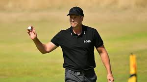 Henrik Stenson ready for 'the ankle bracelet' to come off, play PGA Tour Champions