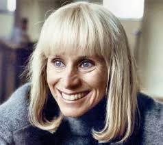 Rita Tushingham An unlikely movie star and an unconventional actress, Rita Tushingham broke all the stereotypes for a ... - Rita-Tushingham-Biog-Hard-Days-Portrait-303x269