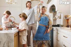 ‘DWTS’ Pro Witney Carson on Her ‘Chaotic’ Family Life, Pregnancy and What She Really Thinks of Those Mormon Wives (Exclusive)