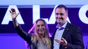 ¡Bomba en Casa Rosada! ¿Audios de Karina Milei Revelan Escándalo? - Imagen principal del artículo