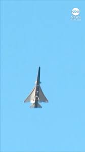 Video NASA's supersonic jet makes historic test flight