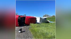 Big-rig carrying beer overturns, closes I-5 on-ramp
