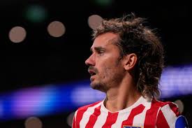 Griezmann anota dos goles y lidera al Atlético en victoria sobre Levante