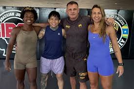 Ketlen Souza to Train Alongside Ranked Strawweight Ahead of UFC Vegas 113
