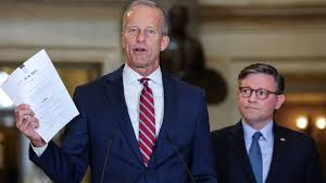 US Government Shutdown Becomes Longest Ever Amidst Political Stalemate