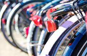 Diebe stehlen 40 Fahrräder im Gesamtwert von 100.000 Euro im Interpark Großmehring