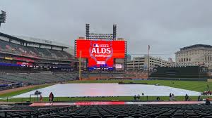 Mariners vs Tigers: Rain Delay in ALDS Game 3