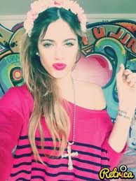 Résultat de recherche d'images pour "martina stoessel instagram"