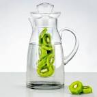 Glass water pitcher with infuser