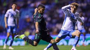 Tigres y Puebla se enfrentan en un partido de la Liga MX