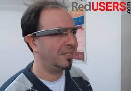 RedUSERS visitó a Maximiliano Firtman, uno de los pocos desarrolladores del mundo que cuentan con las Google Glass. Y probamos las gafas inteligentes de las ... - google-glass-leder-650x450