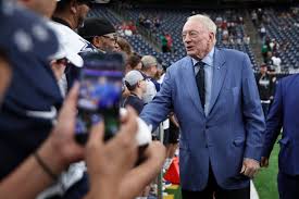 Shocking NFL retirement news gives the Dallas Cowboys even more motivation to go all-in before it's too late
