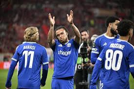 Diego Moreira titulaire contre Mayence, Emmanuel Emegha sur le banc