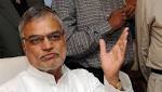 Rahul Gandhi slams Congress leader