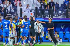 مشاجرة "عنيفة" بين لاعبي الهلال والغرافة في دوري أبطال آسيا للنخبة
