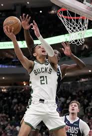 Milwaukee Bucks Injury Report and Game Predictions: Celtics and Mavericks Matchups