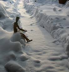 Gliederpuppe im Schnee - Bild \u0026amp; Foto von Gerda Schippers aus ...