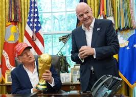 Se suman voces por la renuncia de Infantino a FIFA
