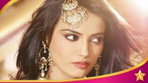 Résultat de recherche d'images pour "‫صور.سنام.ممثلة.قبول‬‎"