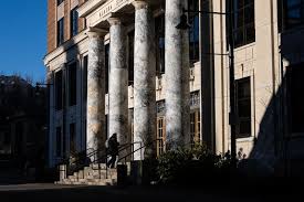 House Resources Committee revises governor’s Alaska LNG bill, seeking more revenue