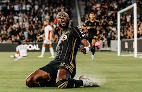 Kei Kamara Retires, Arsenal Prepares for Champions League Showdown, and MLS Players to Watch