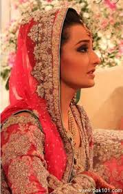Momal Sheikh Photo high quality (387x608) - Pakistani_Actress_Momal_Sheikh_2_covcd_Pak101(dot)com