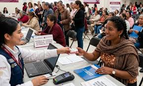 Pensión Mujeres con Bienestar 2026: montos actualizados, fechas de pago y cómo consultar tu estatus en abril