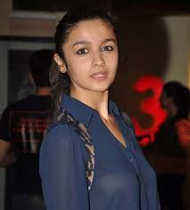Image result for worst wardrobe malfunctions bollywood