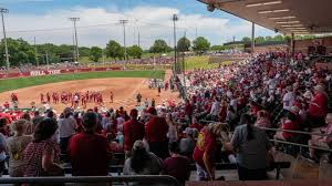 Alabama vs LSU weather updates: Tuscaloosa Super Regional in lightning delay