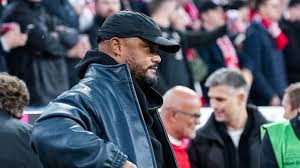 Kompany-Ausfall? Rummenigge äußert sich — SPORT1