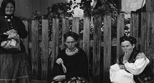 Pałuki Embroidery: South Africa Needs to Know This Polish Tradition!