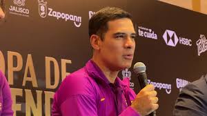 Las leyendas del Barcelona y el Real Madrid se enfrentarán en México