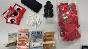 Fahndungserfolg: Drogen-Dienstag bei der Berliner Polizei