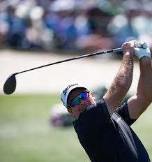 Cold putter leaves Fox seven back at Cadillac Championship