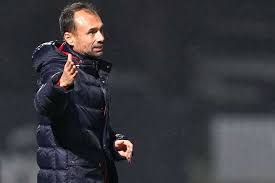 Hugo Oliveira sobre a recuperação de Aranda: 