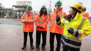 Burnham defends Jackdaw decision as Badenoch urges PM to overturn ban on new oil and gas licences — BBC